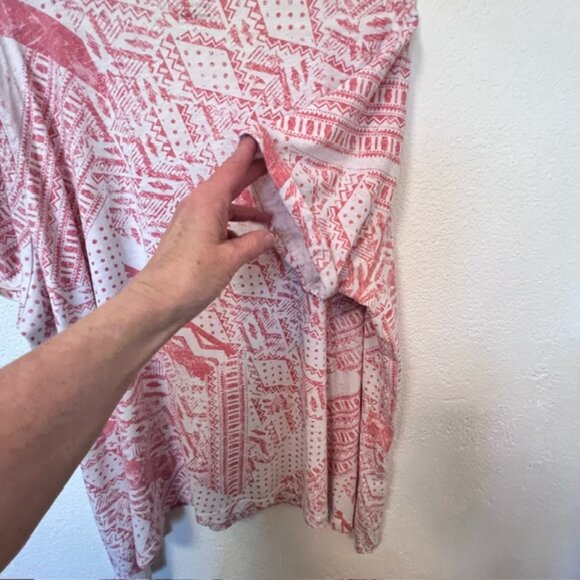 Basic Editions Woman Top, Orange & White Aztec print, cuffed short sleeves, 3X - Picture 6 of 9